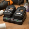 Двойное зарядное устройство WORX WA3772 20V 2x1А
