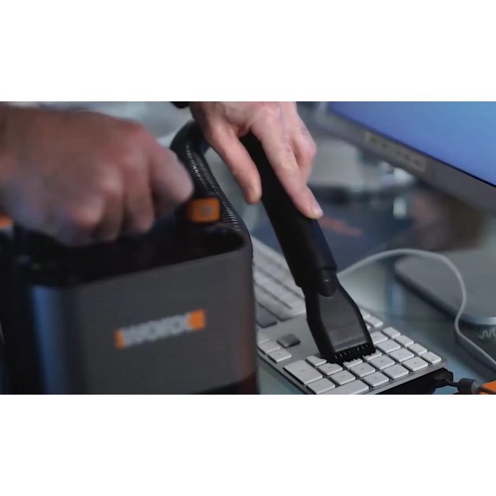 Пылесос для автомобиля WORX WX030.9 20V аккумуляторный 